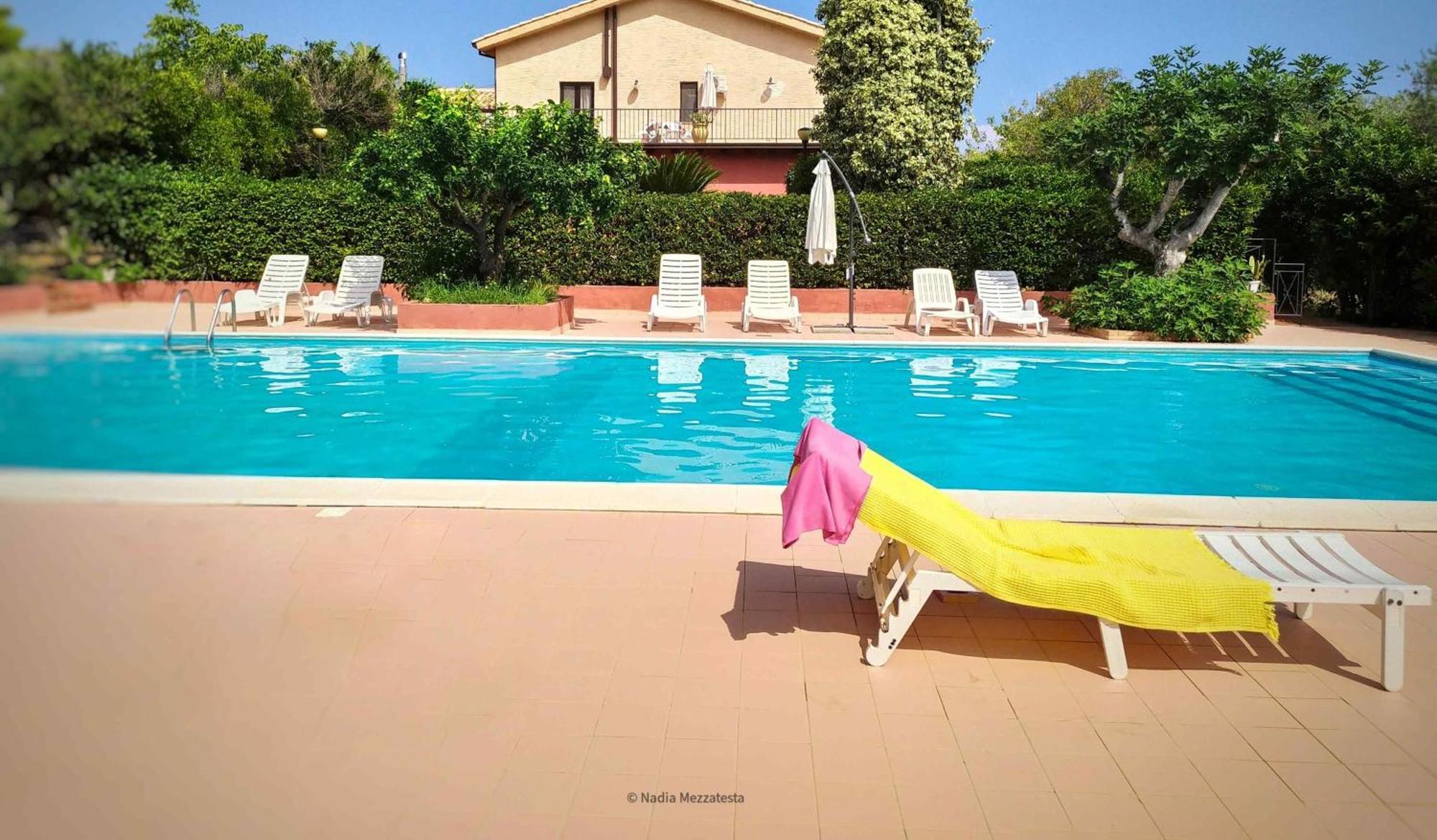 Il Casale Il Sole E La Margherita Campofelice Di Roccella Exterior foto